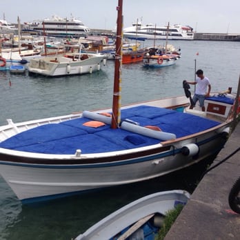Gianni's Boats - Our amazingly comfortable boat! - Tours Near Me - Capri, NA