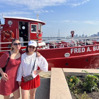 Chicago Fireboat Tours - Chicago fire boat - Boat Charters Near Me - Chicago, Illinois