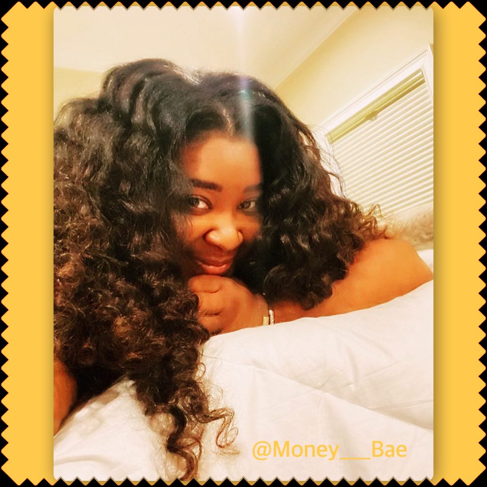 Bomb boutique Logo