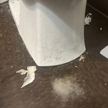 Slices Pizzeria - Bathrooms - Pizza Near Me - Bel Air, Maryland