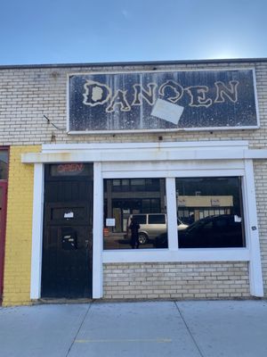Dancen by null