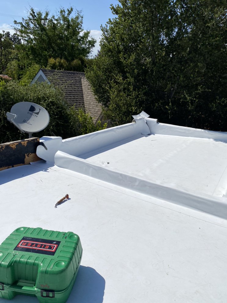 Slide of Daniel’S Roofing