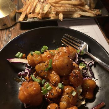 Martini's On Broadway - Cauliflower, truffle fries and Ahi tuna - Wine Bars Near Me - Pitman, New Jersey