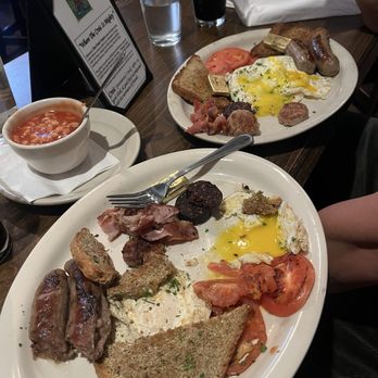 Two Fools Tavern - Irish breakfast Sunday special - Irish Near Me - Albuquerque, New Mexico