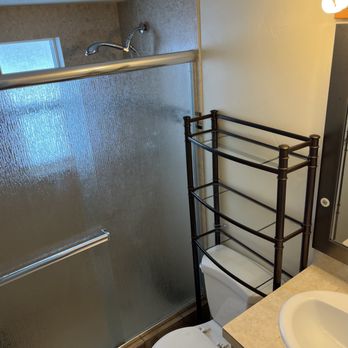 Athena’s Cleaning - Home Cleaning Near Me