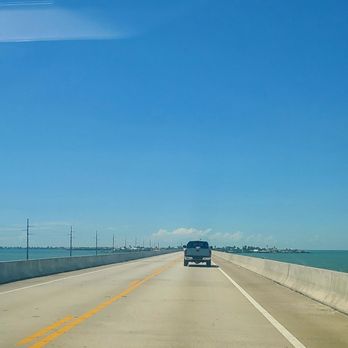 Seven Mile Bridge - 7 mile bridge - Landmarks & Historical Buildings Near Me Seven Mile Bridge - 7 mile bridge - Landmarks & Historical Buildings Near Me