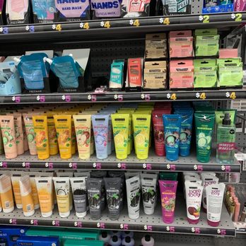 Five Below - Discount Store Near Me - Long Island City, New York