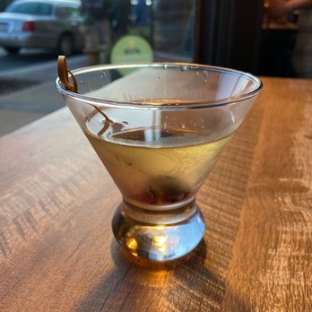 Parnell's Pub - Whiskey Manhattan - Irish Pub Near Me - Cleveland Heights, Ohio