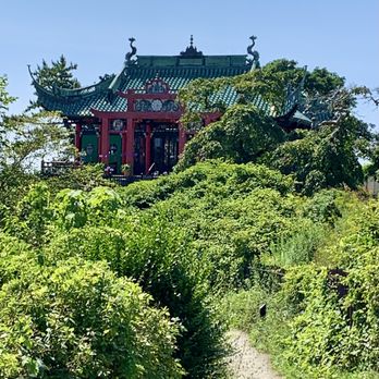 Cliff Walk - Chinese Tea House - Parks Near Me - Newport, Rhode Island