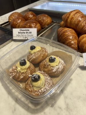 Piazza Italian Market by null