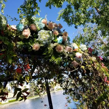 Flowers at Lakeside - Florists Near Me - Las Vegas, Nevada Flowers at Lakeside - Florists Near Me - Las Vegas, Nevada