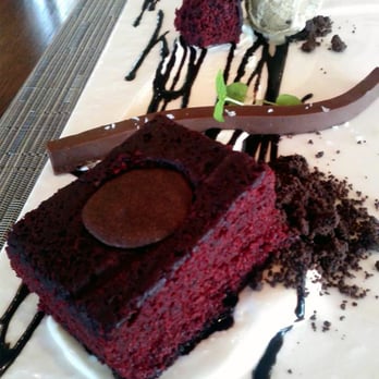 Canoe - Red Velvet Cake, Salted Chocolate Ganache, Sweetened Cream Cheese, Smoked Marshmallow Ice Cream - Canadian (New) Near Me - Toronto, Ontario