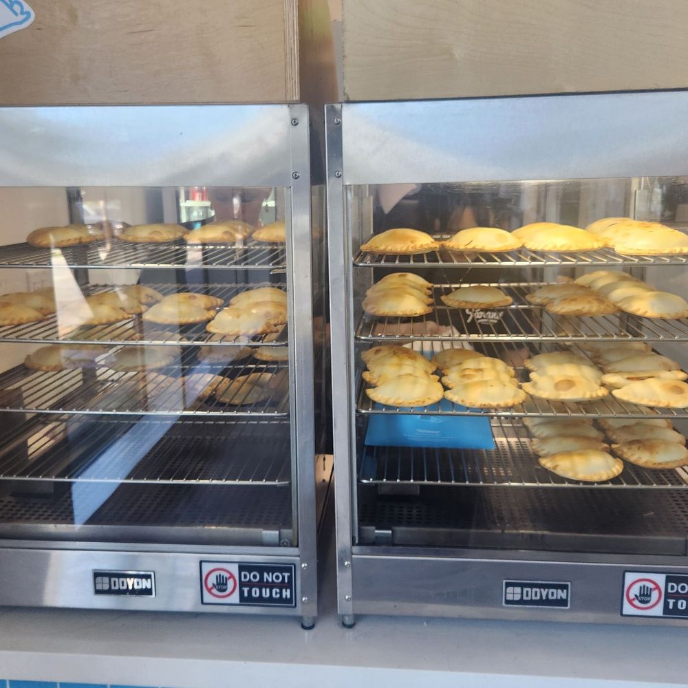 Paraná Empanadas - Empanadas Near Me - Long Beach, California