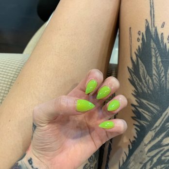 Artisan Nail Studio & Spa - NEON stiletto acrylics! - Nail Salons Near Me - Boca Raton, Florida Artisan Nail Studio & Spa - NEON stiletto acrylics! - Nail Salons Near Me - Boca Raton, Florida