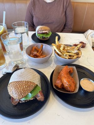 Roam Artisan Burgers by null