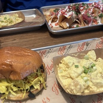 Hank’s Texas BBQ - Brisket Nachos, potato salad, Portobello burger and the best true unsweetened ice tea with fresh lemons!! - Barbeque Near Me - Delaware, Ohio