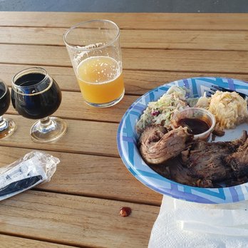 Screaming Pete's BBQ - Brisket plate . - Food Trucks Near Me Screaming Pete's BBQ - Brisket plate . - Food Trucks Near Me