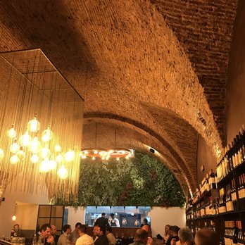 A Casa do Bacalhau - Inside look - Bars Near Me - Lisbon, 11