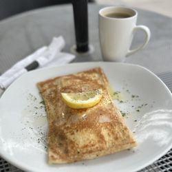 407 Cafe - Smoked Salmon Limone Crepe