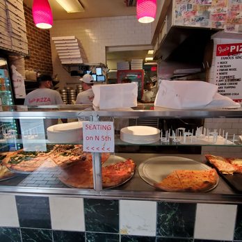 Joe's Pizza - Pizza Near Me - Brooklyn, New York Joe's Pizza - Pizza Near Me - Brooklyn, New York