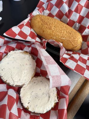 LuLu's Bread and Bagels by null