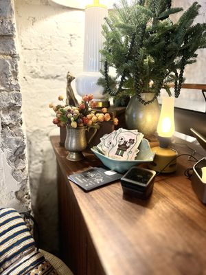 Hops Petunia Floral by null