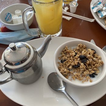 Lighthouse Cafe - Cereal - Breakfast & Brunch Near Me - Sanibel, Florida Lighthouse Cafe - Cereal - Breakfast & Brunch Near Me - Sanibel, Florida