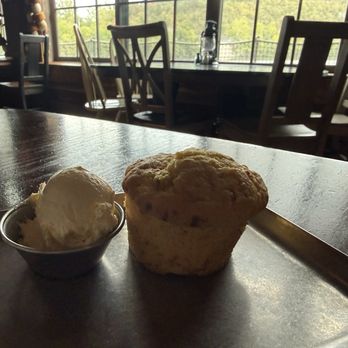 White River Fish House - Complimentary cornbread - Seafood Near Me - Branson, Missouri White River Fish House - Complimentary cornbread - Seafood Near Me - Branson, Missouri