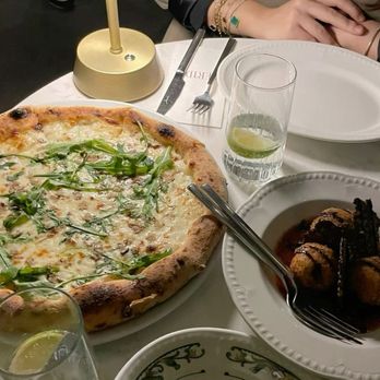 Peri Brothers - Pizza Near Me - Raleigh, North Carolina