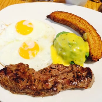 Elephant & Castle - Steak and eggs - American Near Me - Dublin, D