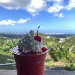 Ivan - Frape de fresa vista a San Juan