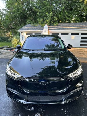 Exterior detailing - Exterior detailing