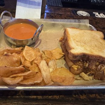 The Yard - Smack Yo Mama - New American Near Me - Pittsburgh, Pennsylvania