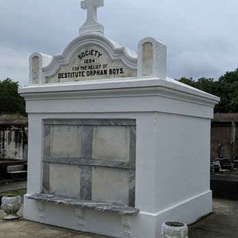 Lafayette Cemetery No.1 - Funeral Services & Cemeteries Near Me - New Orleans, Louisiana Lafayette Cemetery No.1 - Funeral Services & Cemeteries Near Me - New Orleans, Louisiana