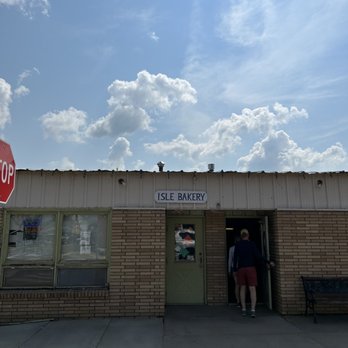 Isle bakery - Outside - Bakeries Near Me - Isle, Minnesota