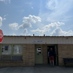 Isle bakery - Outside