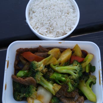 Nouilles Etc - Broccoli beef - Chinese Near Me - Montreal, Quebec