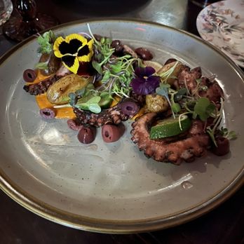 Oscar Wilde - Cocktail Bars Near Me - New York, New York