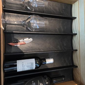 香港瑰麗酒店 - Beverages - Hotels Near Me - Hong Kong, HK