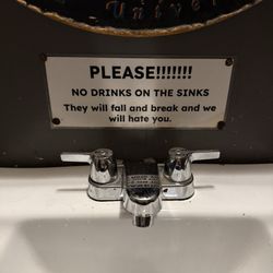 Uncle Barry's - Great signage