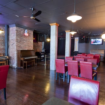 Pat's Pub - lounge - Pubs Near Me - Vancouver, British Columbia Pat's Pub - lounge - Pubs Near Me - Vancouver, British Columbia