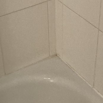 Residence Inn Salinas Monterey - Gross corner of shower - Hotels Near Me - Salinas, California Residence Inn Salinas Monterey - Gross corner of shower - Hotels Near Me - Salinas, California
