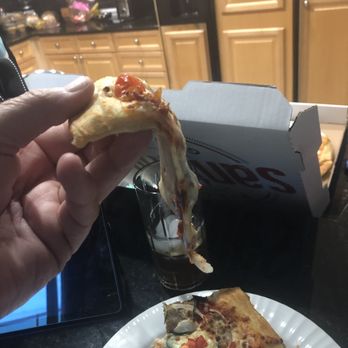 Santino's Pizza & Grinders - Soggy pizza. - Pizza Near Me - Gulf Breeze, Florida Santino's Pizza & Grinders - Soggy pizza. - Pizza Near Me - Gulf Breeze, Florida