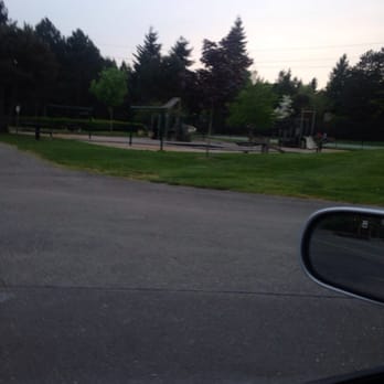 Medina Park - Parks Near Me - Medina, Washington