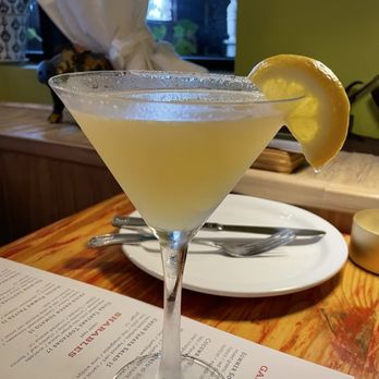 Farm Table - Gin drop cocktail - New American Near Me - Wake Forest, North Carolina Farm Table - Gin drop cocktail - New American Near Me - Wake Forest, North Carolina