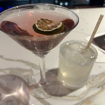 Bella Napoli - Tito's Cosmo & Tres agave margarita - Italian Near Me - Schaumburg, Illinois