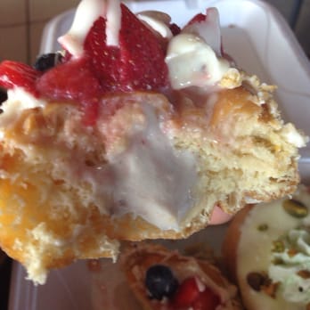 Mojo Donuts - Banana cream center of the Deco Drive Donut - Donuts Near Me - Pembroke Pines, Florida Mojo Donuts - Banana cream center of the Deco Drive Donut - Donuts Near Me - Pembroke Pines, Florida