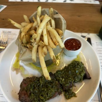 Sixty Vines - Steak frites - New American Near Me - Miami, Florida