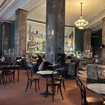Conwell Hall - Seating - Cafes Near Me - New York, New York
