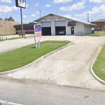 Quick Service Automotive - This is the small shop that saved me from all the other shops that said removing my wheel locks were impossible. - Auto Repair Near Me - Baton Rouge, Louisiana Quick Service Automotive - This is the small shop that saved me from all the other shops that said removing my wheel locks were impossible. - Auto Repair Near Me - Baton Rouge, Louisiana